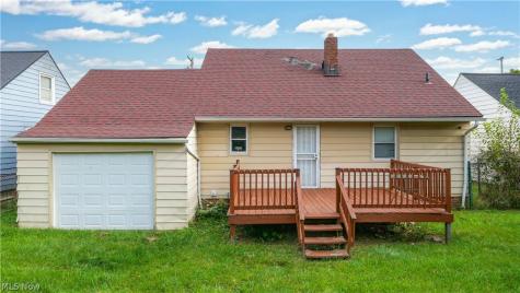 16780 Gerard Avenue Maple Heights OH 44137