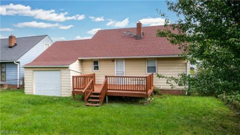 16780 Gerard Avenue Maple Heights OH 44137