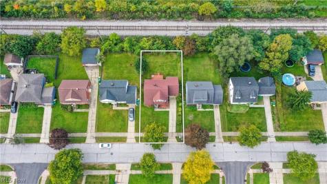 16780 Gerard Avenue Maple Heights OH 44137