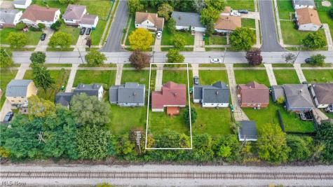 16780 Gerard Avenue Maple Heights OH 44137