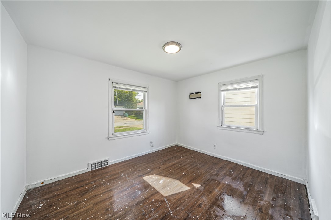 16780 Gerard Avenue Maple Heights OH 44137