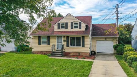 16780 Gerard Avenue Maple Heights OH 44137