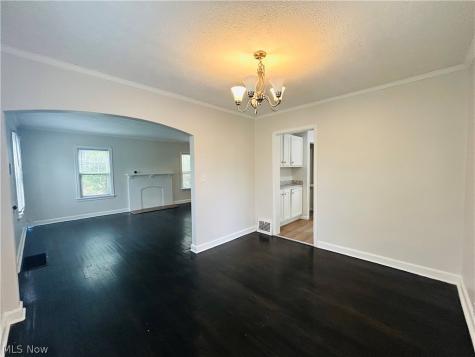 16008 Scottsdale Boulevard Shaker Heights OH 44120