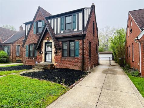 16008 Scottsdale Boulevard Shaker Heights OH 44120