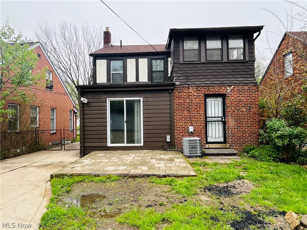 16008 Scottsdale Boulevard Shaker Heights OH 44120