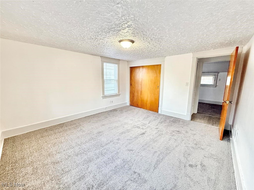 648 Woodbine Avenue SE Warren OH 44483