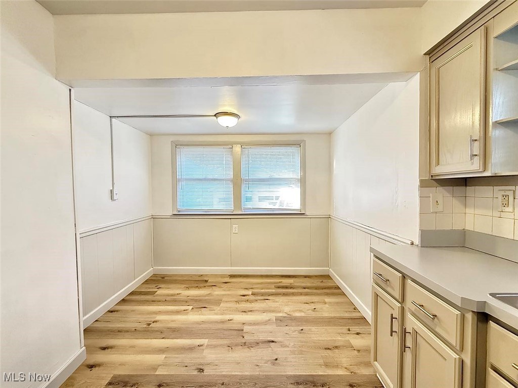 648 Woodbine Avenue SE Warren OH 44483