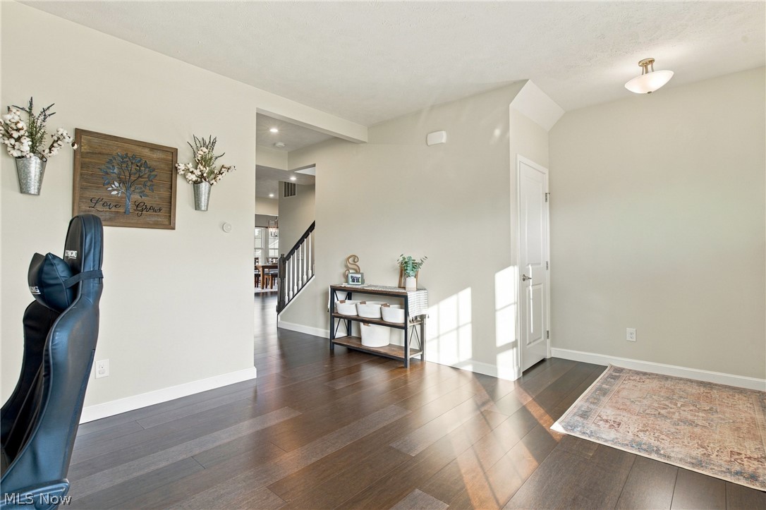 885 Thewes Circle Louisville OH 44641