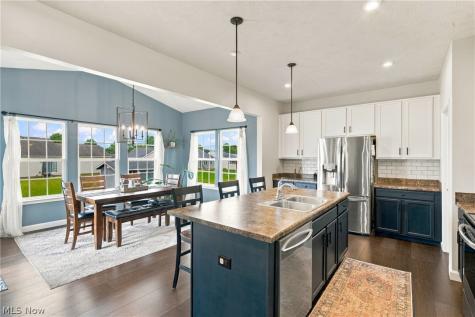 885 Thewes Circle Louisville OH 44641
