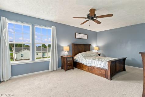 885 Thewes Circle Louisville OH 44641