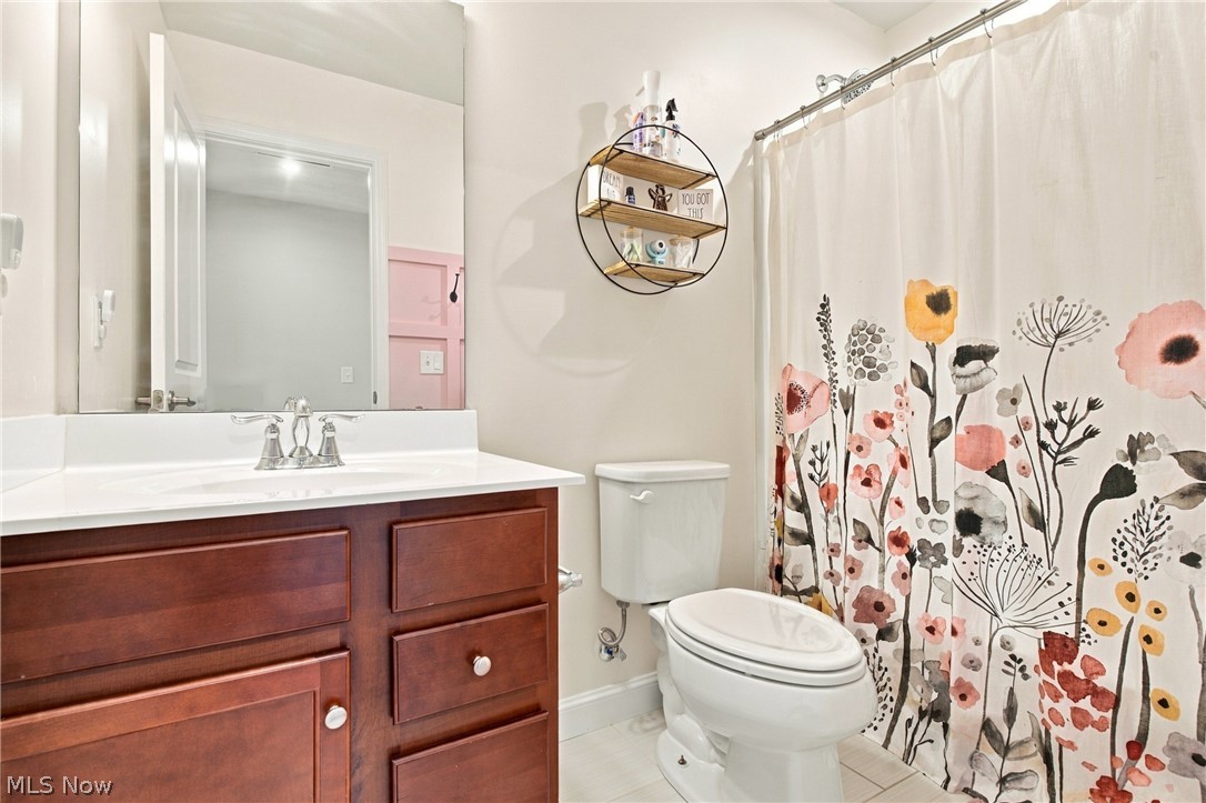 885 Thewes Circle Louisville OH 44641