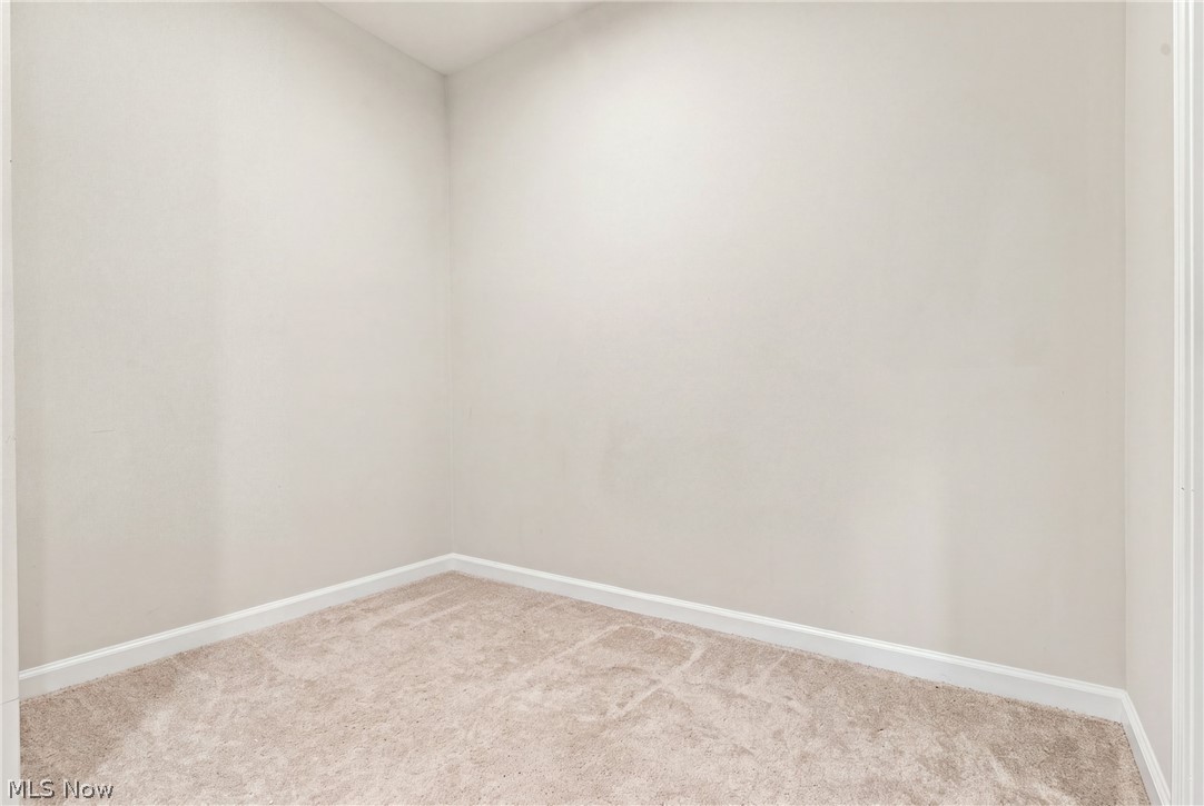 885 Thewes Circle Louisville OH 44641