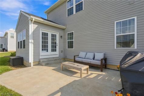 885 Thewes Circle Louisville OH 44641