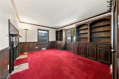 25551 Edgecliff Drive Euclid OH 44132