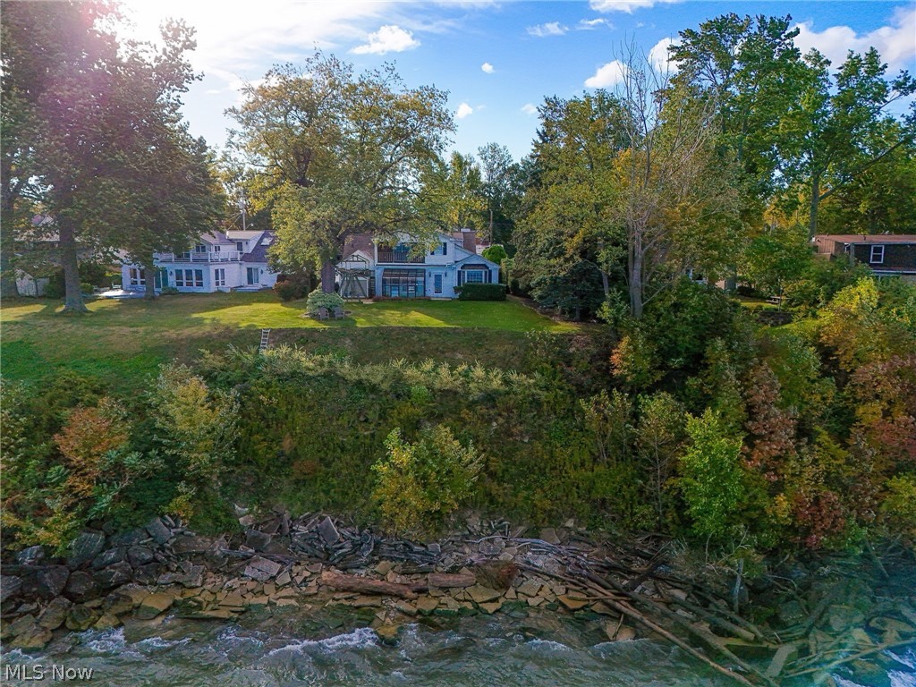 25551 Edgecliff Drive Euclid OH 44132