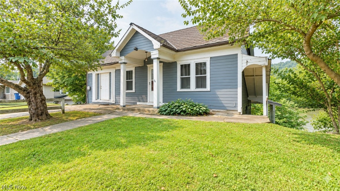 8779 N State Route 60 NW Mcconnelsville OH 43756