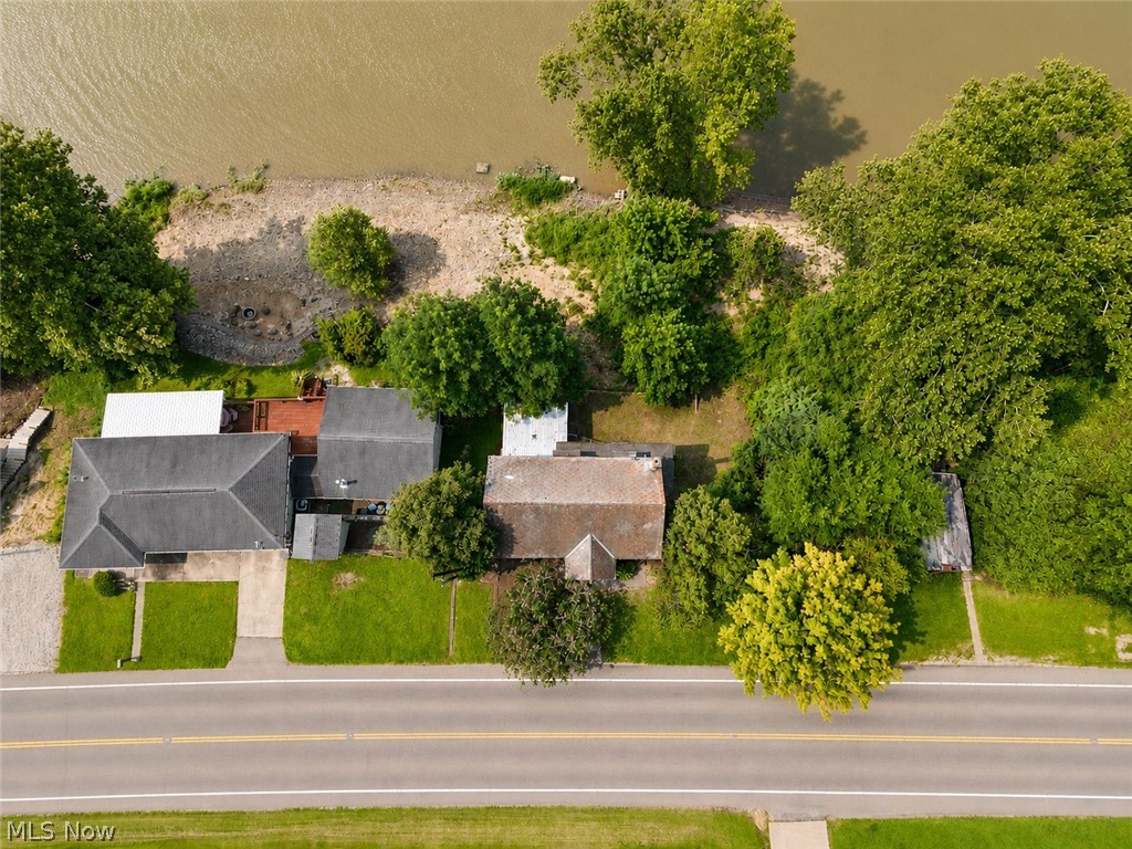 8779 N State Route 60 NW Mcconnelsville OH 43756
