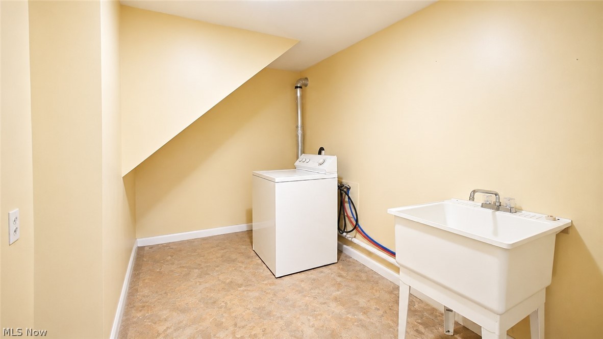 8779 N State Route 60 NW Mcconnelsville OH 43756