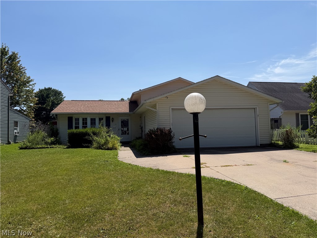 615 Bowling Green Circle Elyria OH 44035