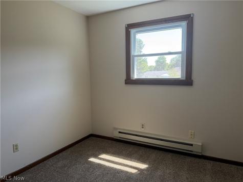 615 Bowling Green Circle Elyria OH 44035