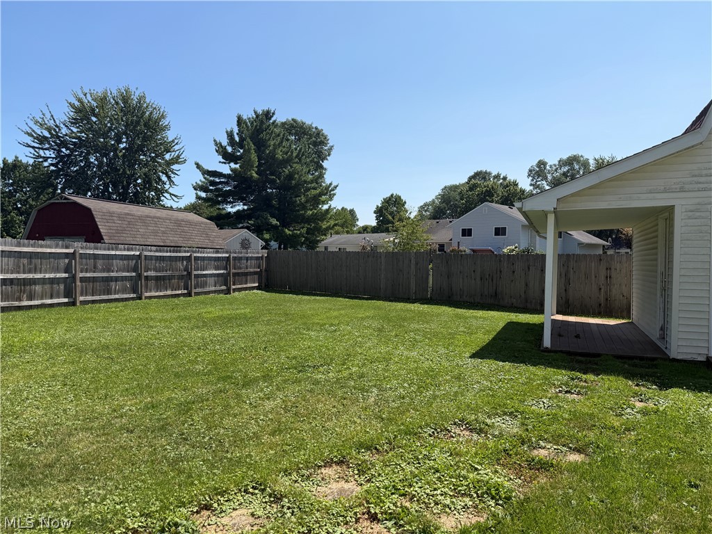615 Bowling Green Circle Elyria OH 44035