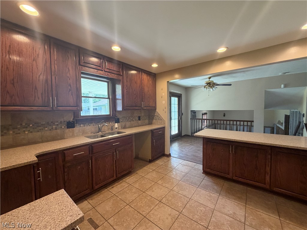 615 Bowling Green Circle Elyria OH 44035