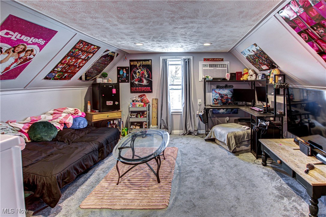 1547 Orchard Grove Avenue Lakewood OH 44107