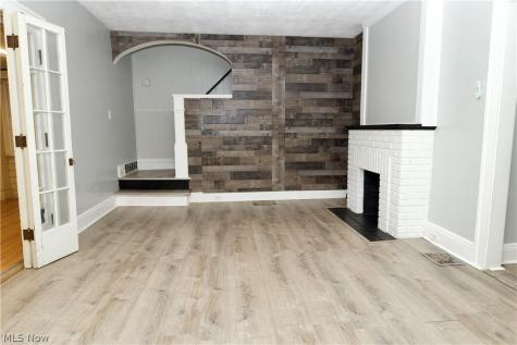 3533 W 120th Street Cleveland OH 44111