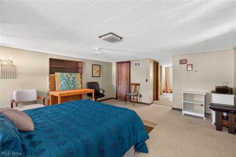 1208 39th Street NW Canton OH 44709