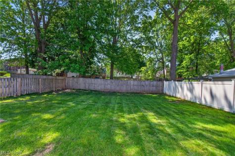1208 39th Street NW Canton OH 44709