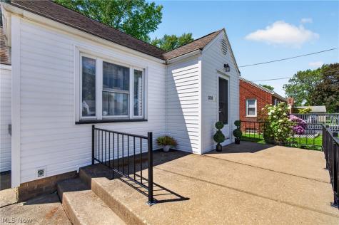 1208 39th Street NW Canton OH 44709
