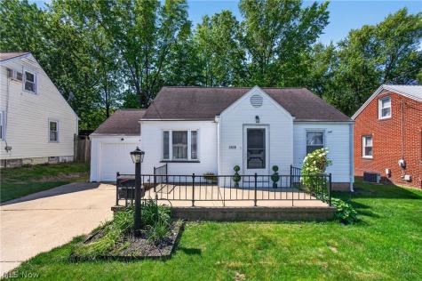 1208 39th Street NW Canton OH 44709