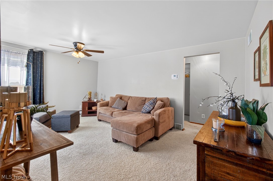 1208 39th Street NW Canton OH 44709