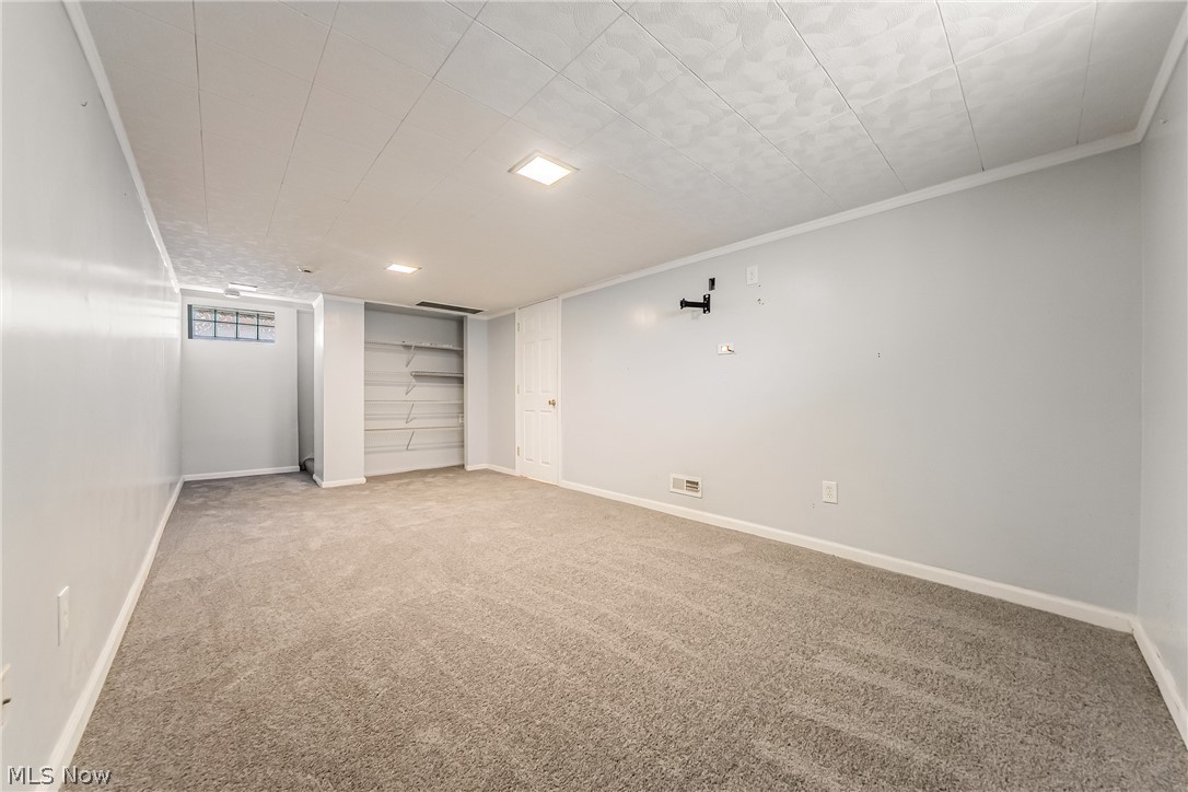 4828 Westbourne Road Lyndhurst OH 44124