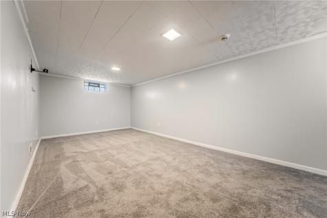 4828 Westbourne Road Lyndhurst OH 44124