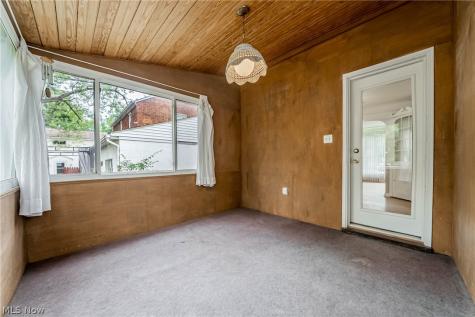 4828 Westbourne Road Lyndhurst OH 44124
