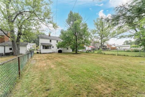 4828 Westbourne Road Lyndhurst OH 44124