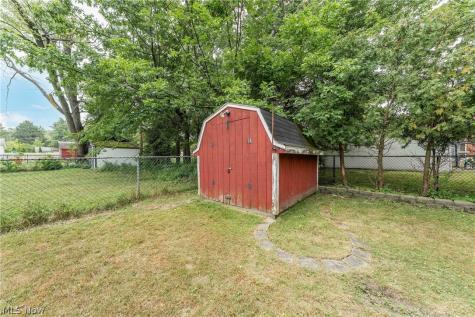 4828 Westbourne Road Lyndhurst OH 44124