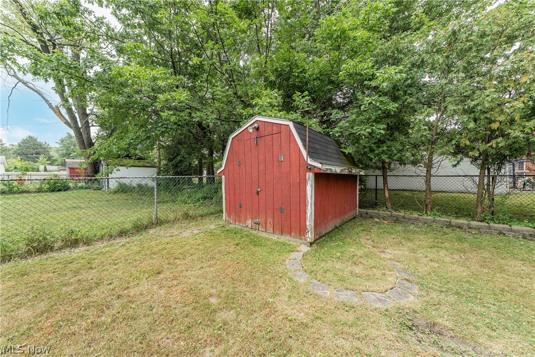 4828 Westbourne Road Lyndhurst OH 44124
