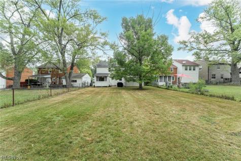 4828 Westbourne Road Lyndhurst OH 44124