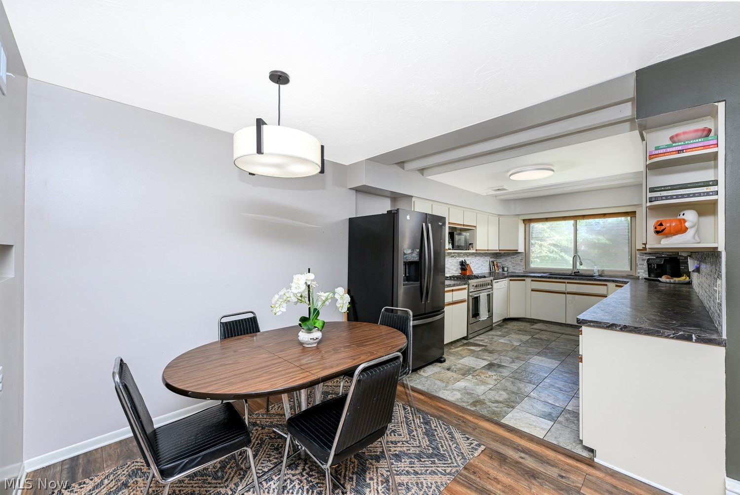 8403 Wesley Drive Strongsville OH 44136