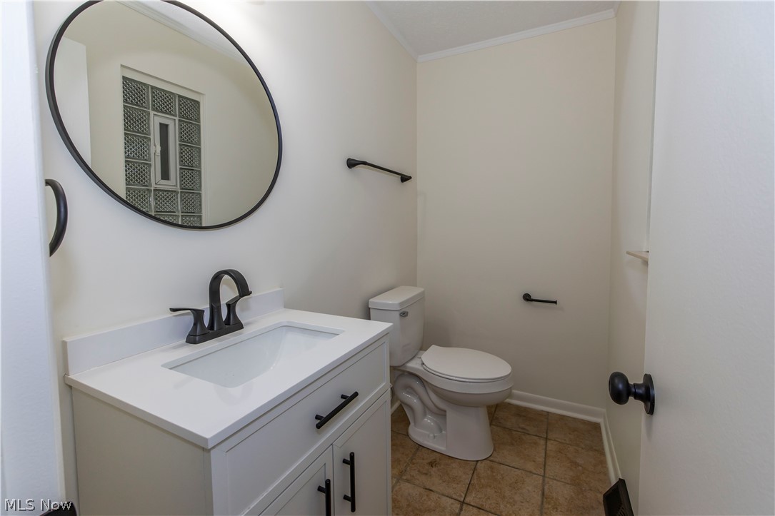 668 Cliffside Drive Akron OH 44313