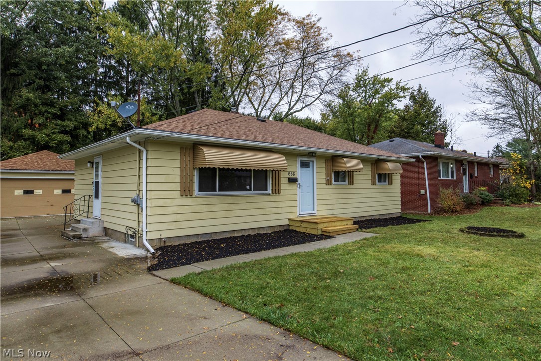 668 Cliffside Drive Akron OH 44313