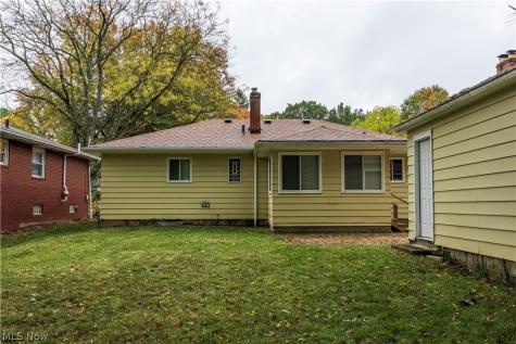 668 Cliffside Drive Akron OH 44313