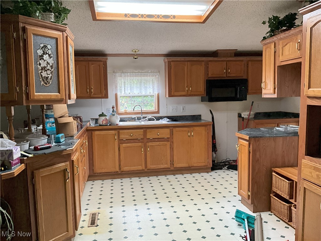 21 Cedar Street New London OH 44851