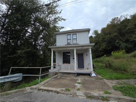 621 Linden Avenue Steubenville OH 43952