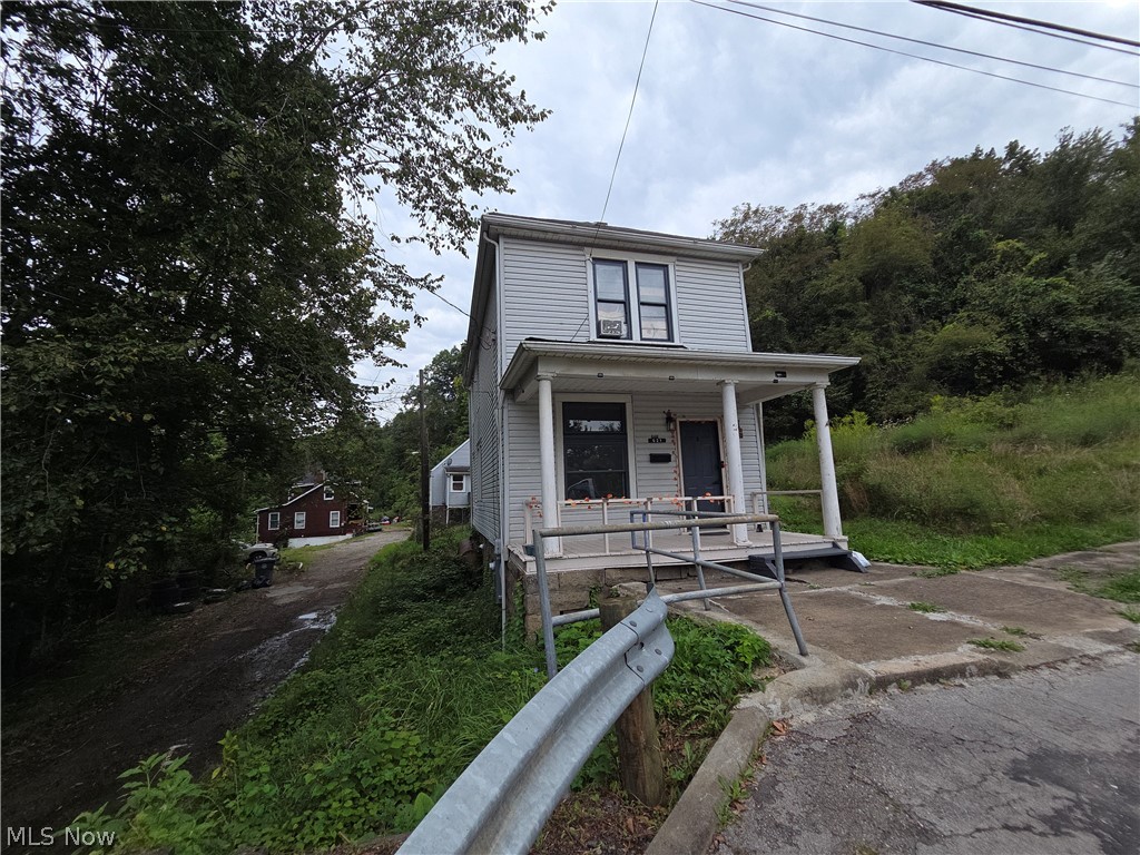 621 Linden Avenue Steubenville OH 43952