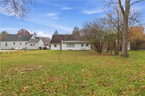 354 Ewing Road Youngstown OH 44512