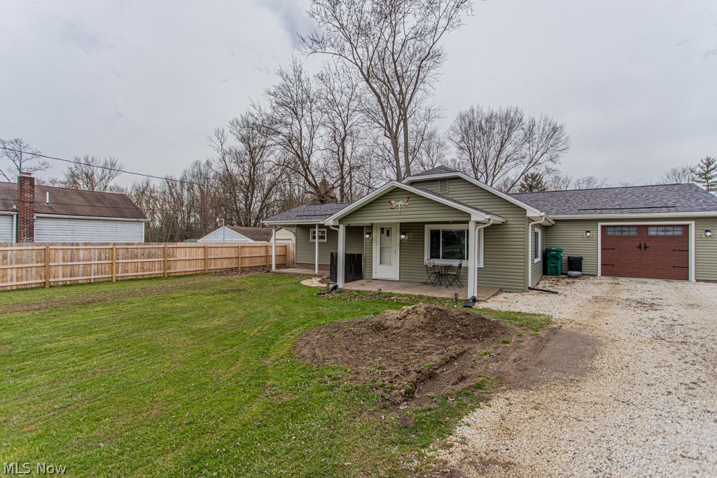 4841 Damon Avenue NW Warren OH 44483