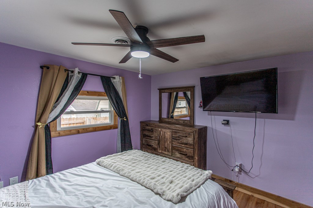 4841 Damon Avenue NW Warren OH 44483